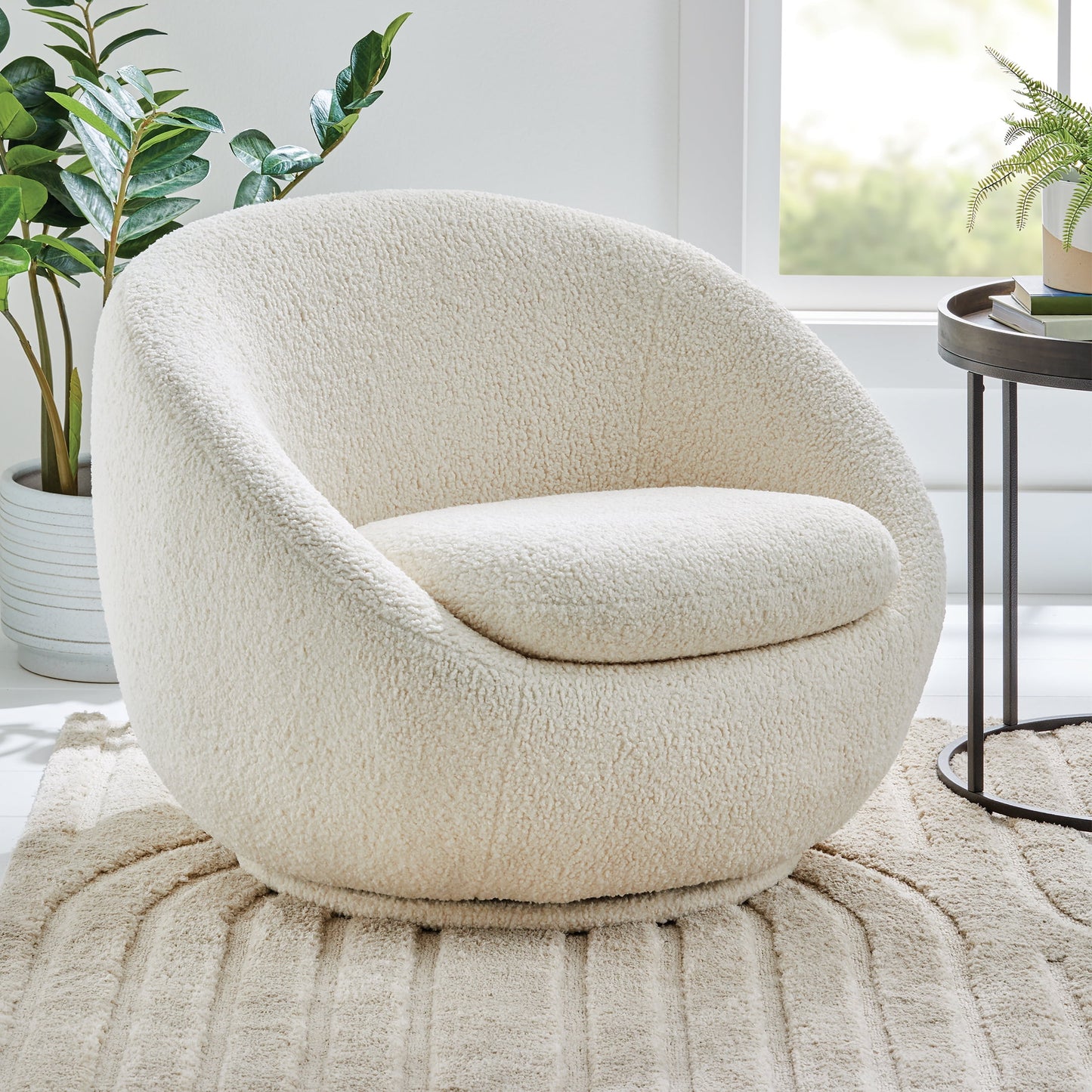 MAVA Swivel Chair, Linen